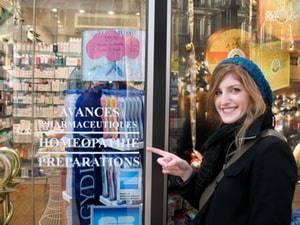 HSI graduate at the Avances Pharmaceutique Homeopathic pharmacy in Paris, France
